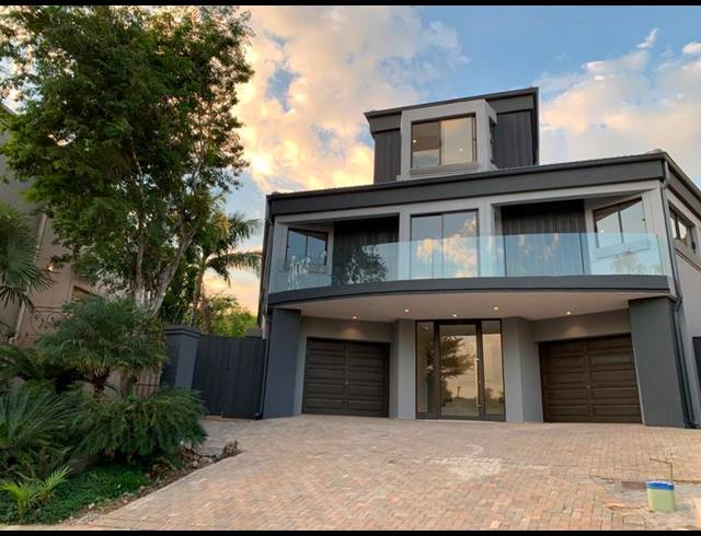 4 BEDROOM HOUSE FOR SALE IN WATERKLOOF